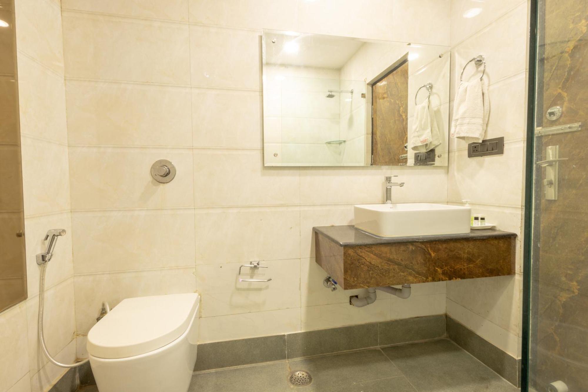 Hotel Cosmo Near Blk Hospital Karol Bagh Delhi  Extérieur photo