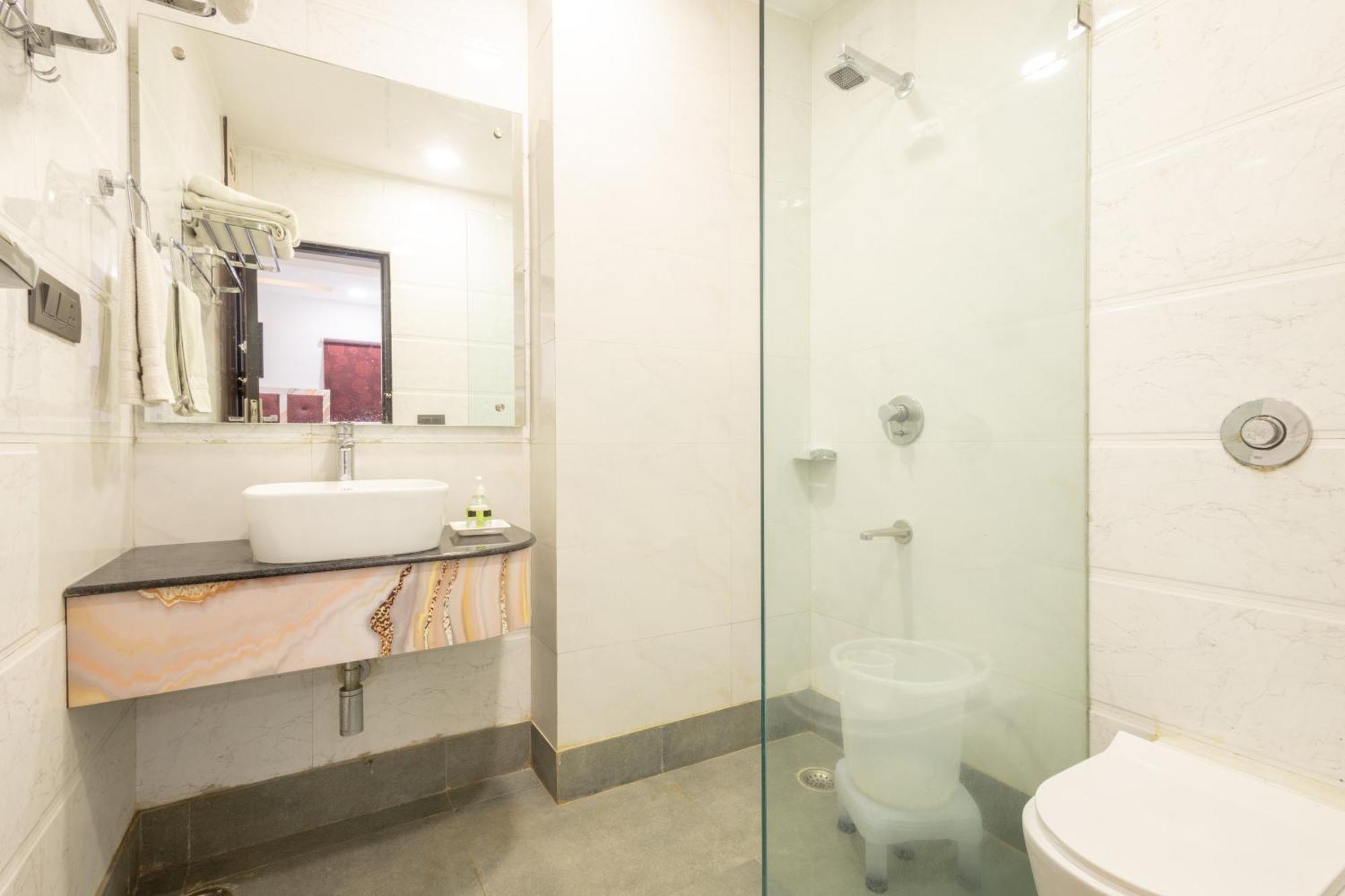 Hotel Cosmo Near Blk Hospital Karol Bagh Delhi  Extérieur photo