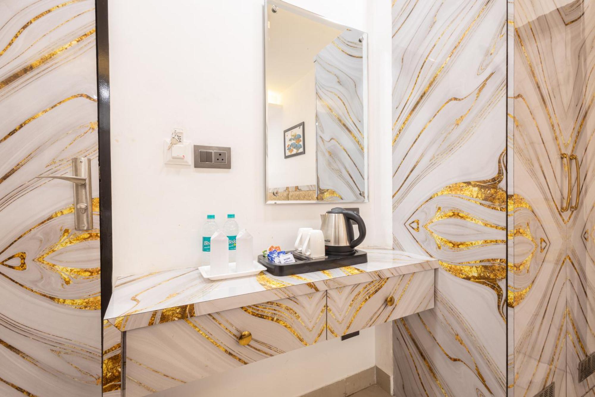 Hotel Cosmo Near Blk Hospital Karol Bagh Delhi  Extérieur photo