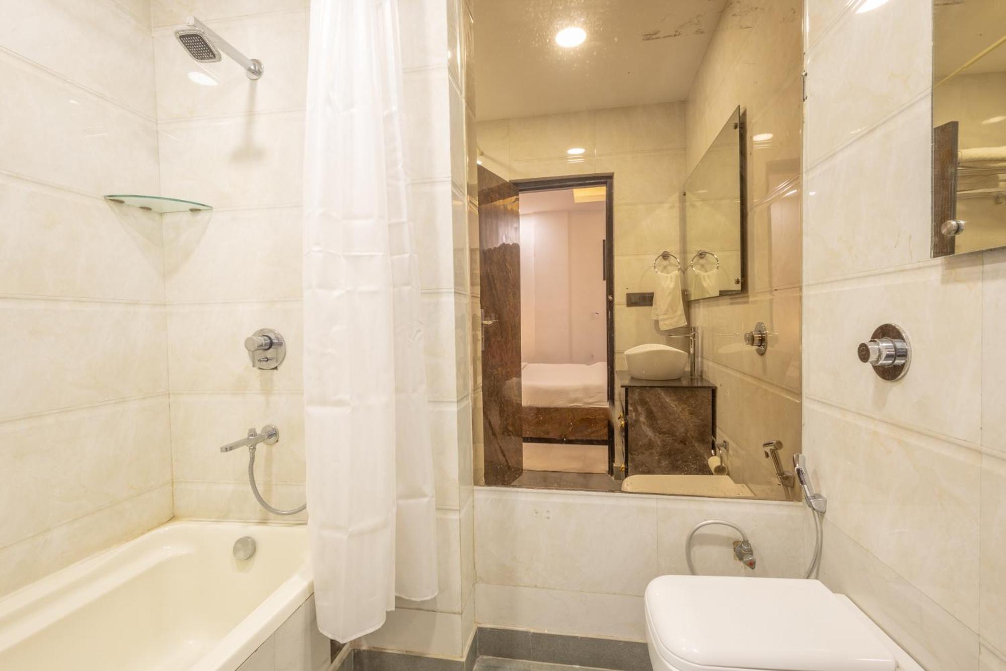Hotel Cosmo Near Blk Hospital Karol Bagh Delhi  Extérieur photo