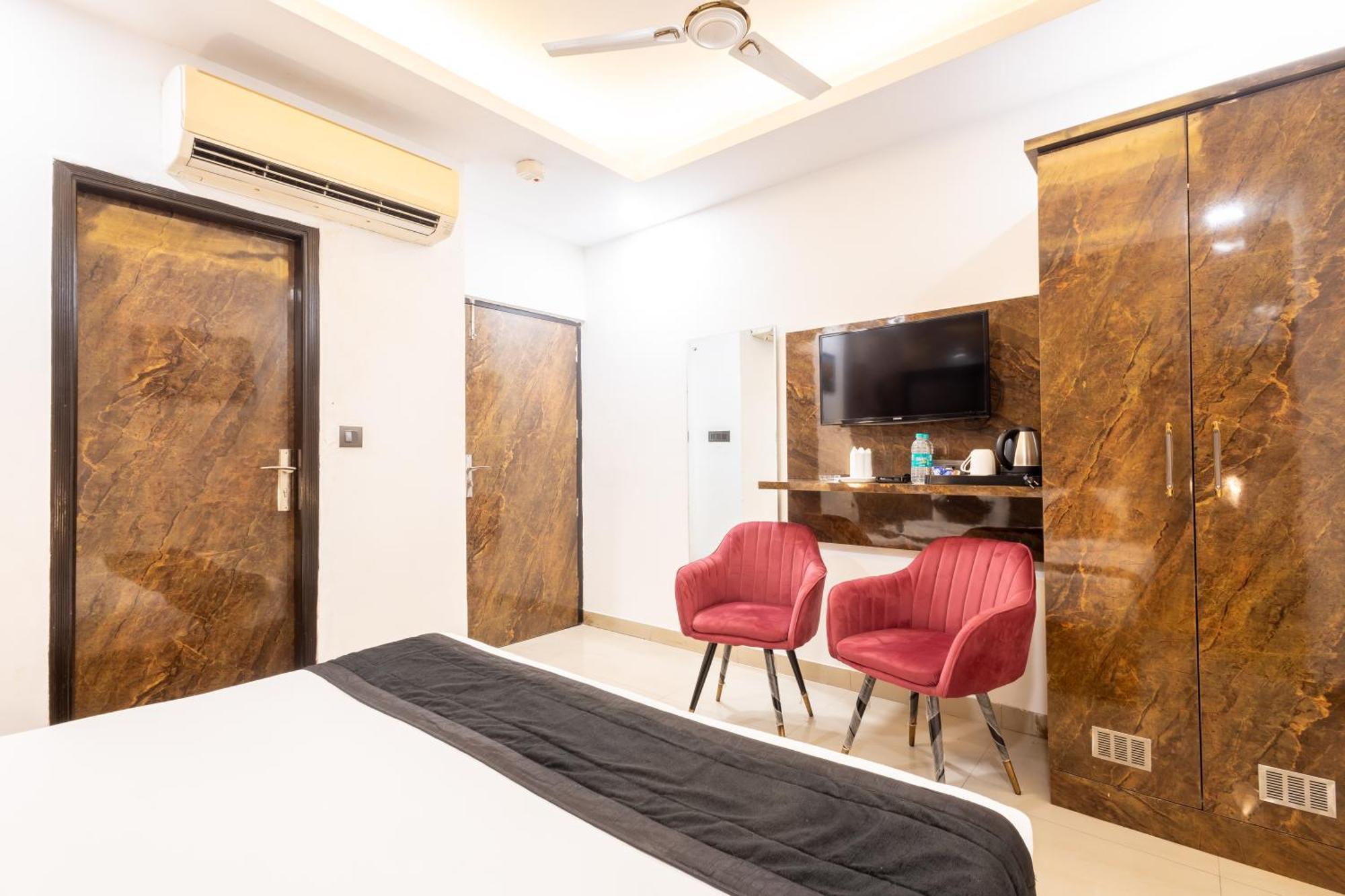 Hotel Cosmo Near Blk Hospital Karol Bagh Delhi  Extérieur photo